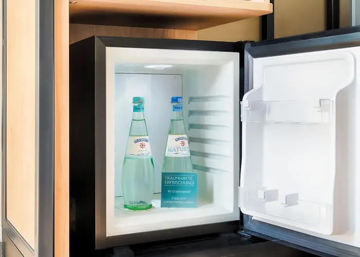 Hotel near College: Premier Inn Heidelberg City Centre