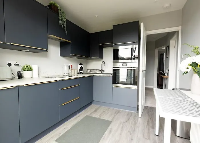 Pet Friendly hotel: Woodfield Road - Two Bed In Harrogate With Cosy Living Room Fire.