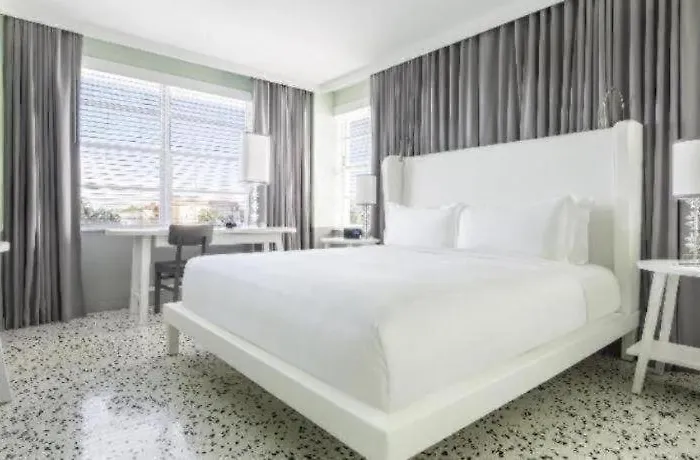 5 star hotel: Como Metropolitan Miami Beach