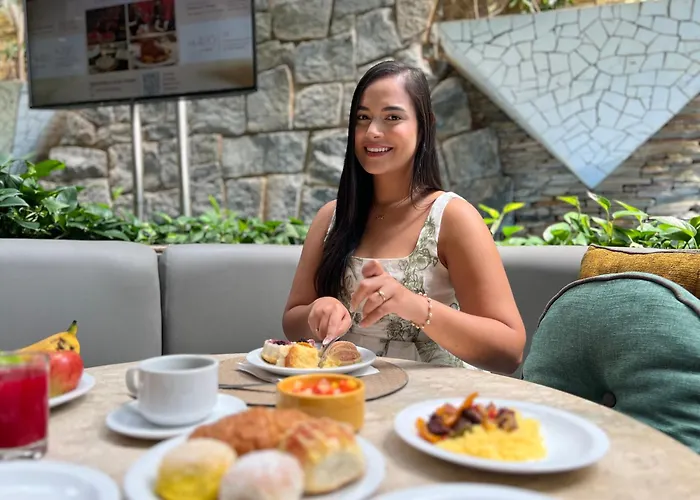 Hotel Aeroporto: Hotel Atlante Plaza