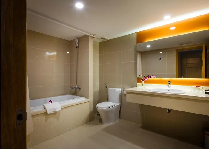 Ttc Hotel Deluxe Airport