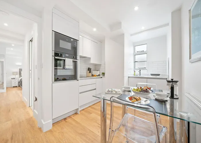 Nell Gwynn Chelsea Accommodation