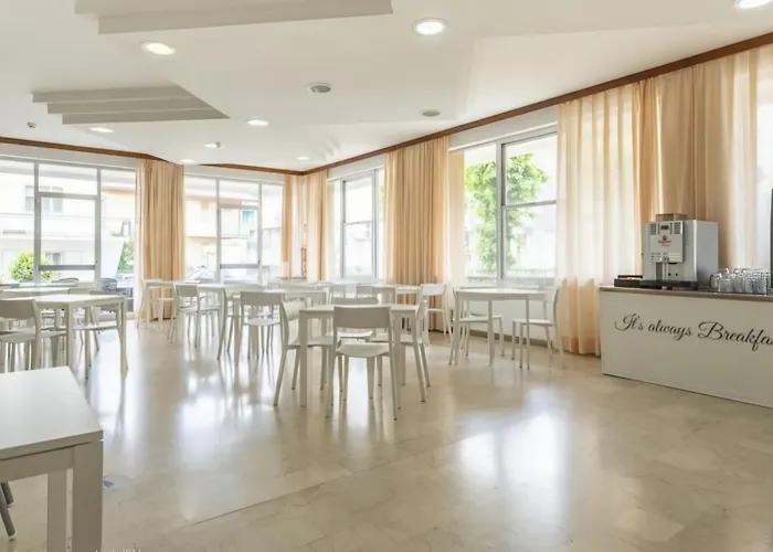 Hôtel avec vue: Hotel Levante A Pochi Passi Dal Mare