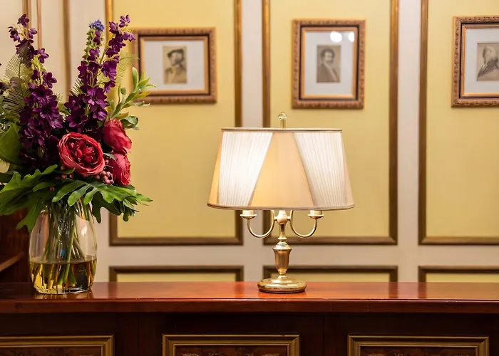 Beach Hotels Schlosshotel Roemischer Kaiser