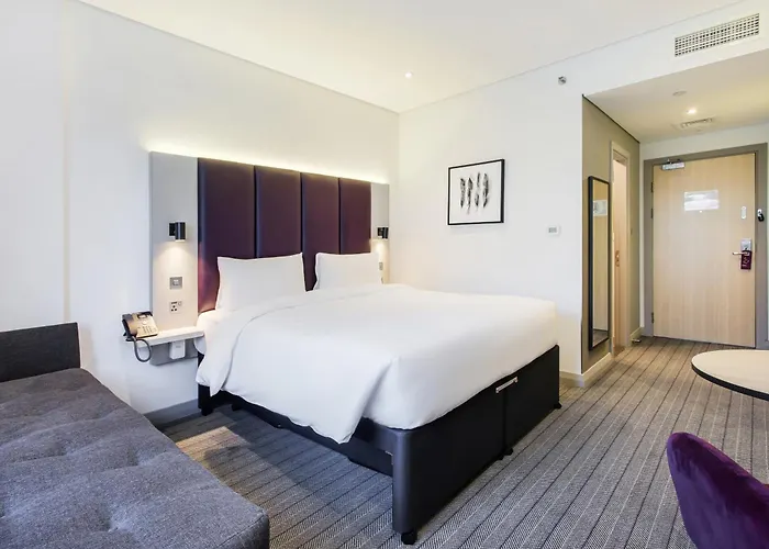 3 SterneHotel Premier Inn Dubai International Airport - An Emirates Group Company