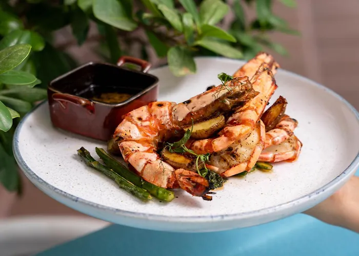 Beach hotel: Andaz Dubai The Palm, By Hyatt