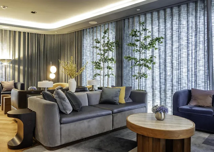 Family Friendly Hotels Morrow Washington Dc, Curio Collection By Hilton
