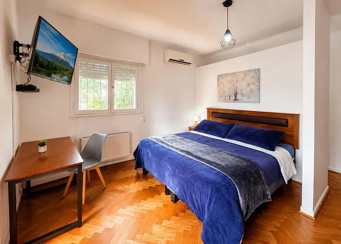  Maktvb Europa - Hostal Boutique