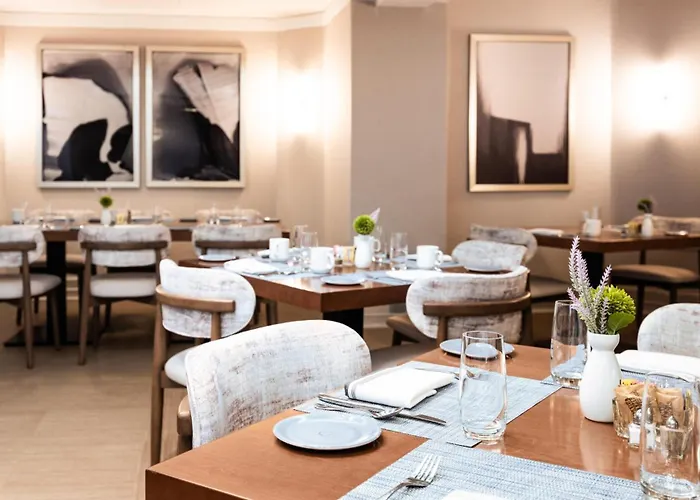Dog friendly hotels Hilton Washington Dc Capitol Hill