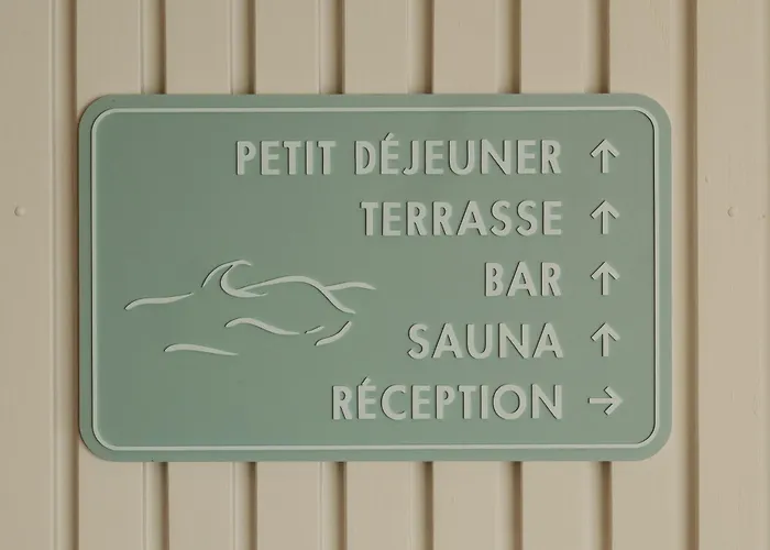 Les Brises