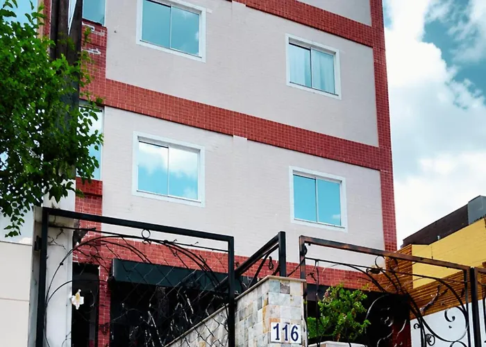 Aldenora Flats