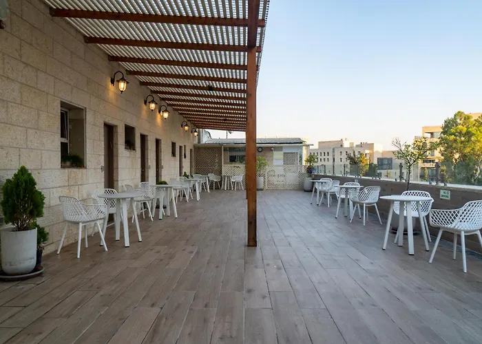 Shlomtzi Hotel