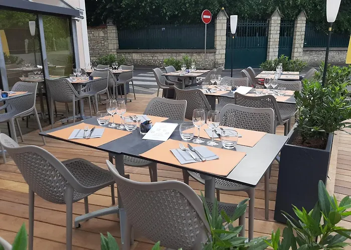 Kyriad Hotel Nevers Centre