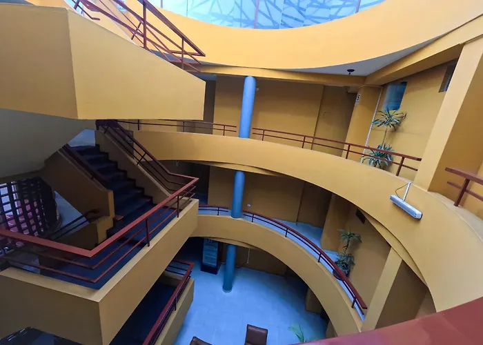 Hotel Asturias Inn