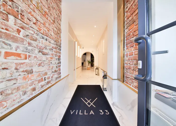 Villa 33