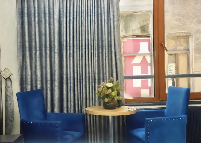 Blue Plus Hotel