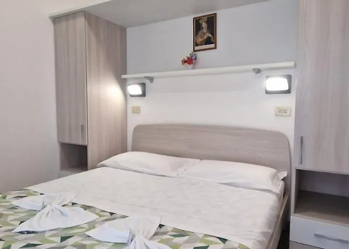 HOTEL LEA B&B Pensione Completa