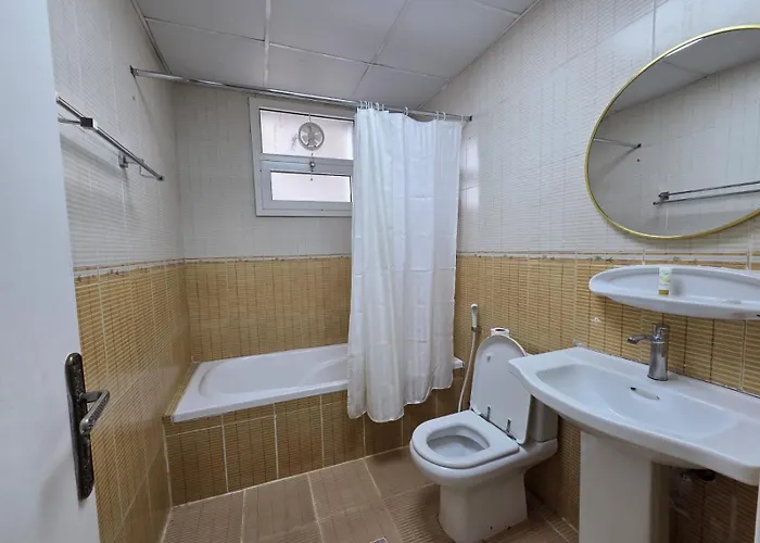 Deluxe Two Bedroom With Stunning Sun Setting In To The Sea