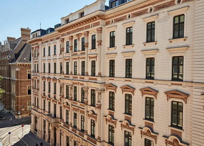Ritz-Carlton