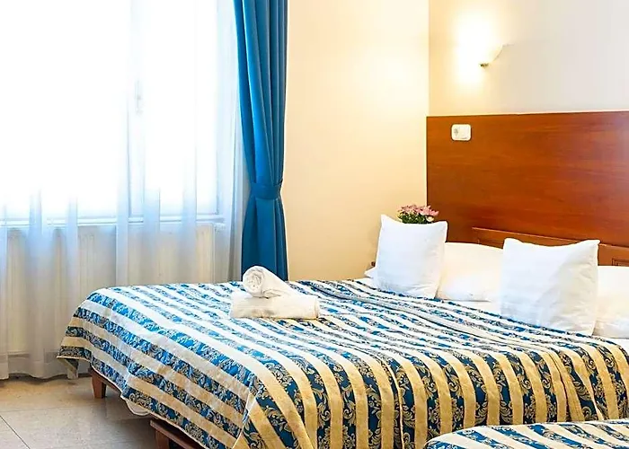 Trip to College Budapest Panorama Central