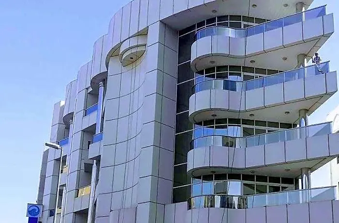 Kid friendly hotel Wave International