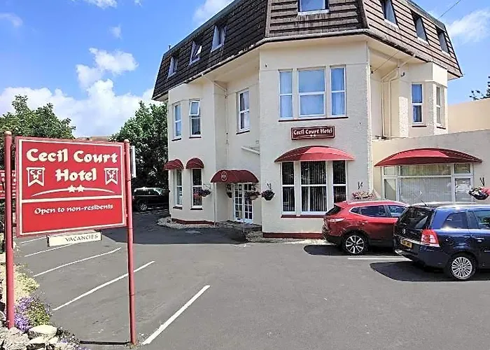 3 star hotels Cecil Court