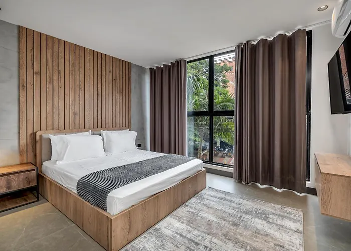 Apartamentos Housy Laureles