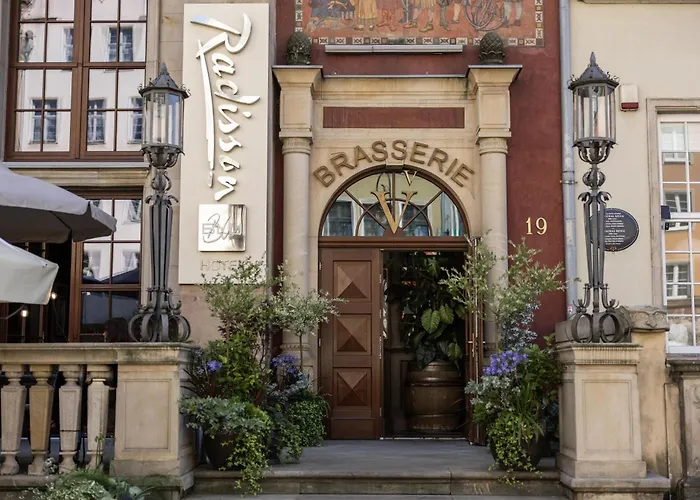 Radisson Blu ,