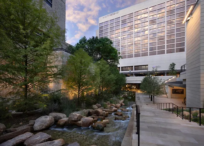 Hotels with a view Hyatt Regency San Antonio Riverwalk