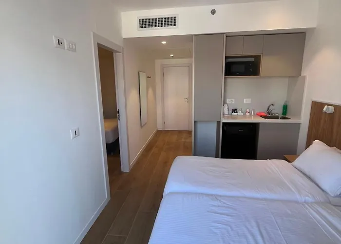 Cheap hotels Aviv