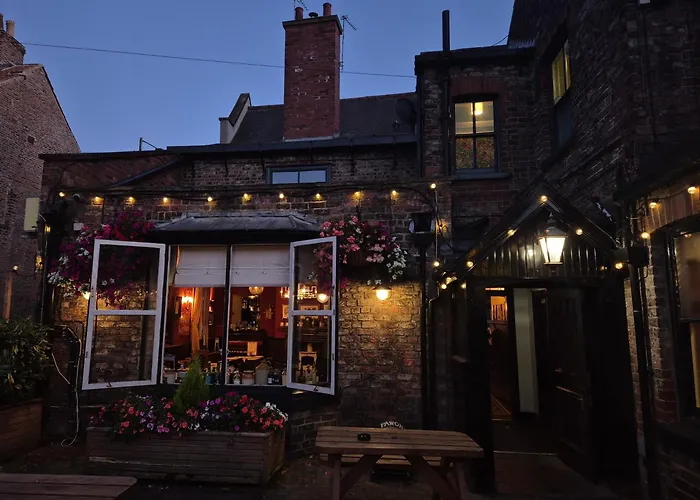 Rose & Crown York