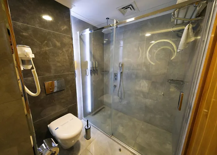 Eliz Hotel Convention Center Thermal Spa & Wellnes
