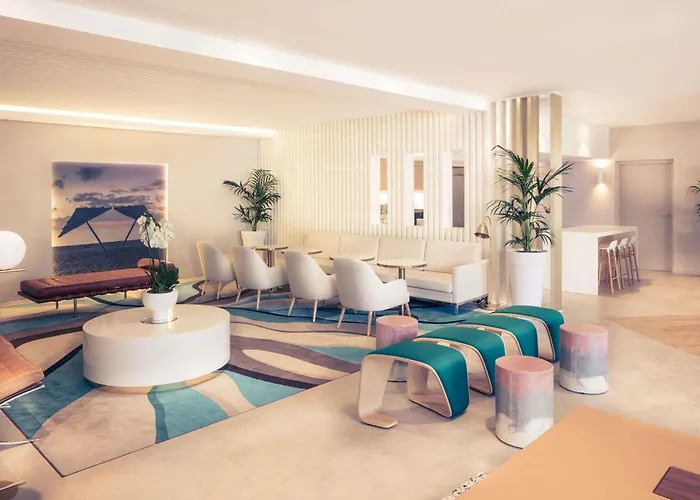Mercure Villeneuve Loubet Plage