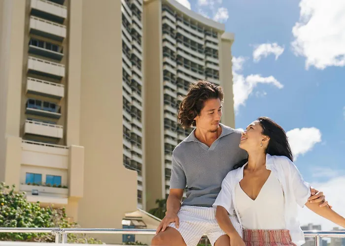 Romantic hotels Sheraton Waikiki Beach