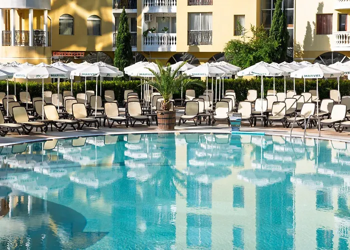 Hot Tub in Room Marvel All Inclusive - Fully Renovated Free Beach Access