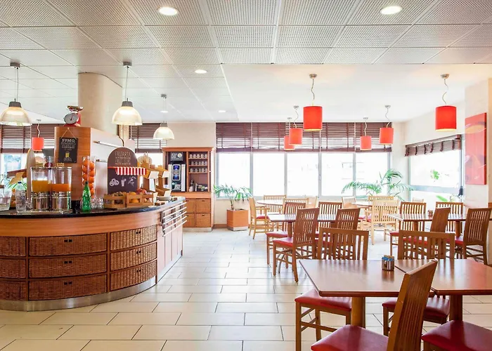 ibis Jose Malhoa