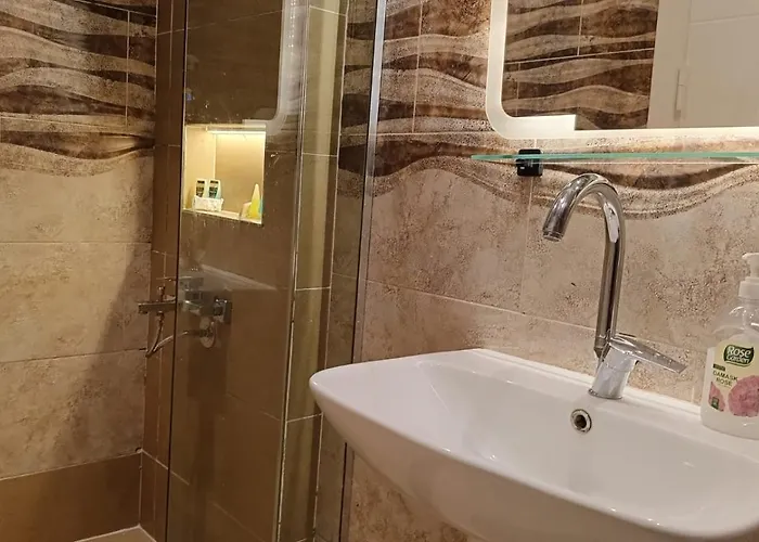 Alexander The Great Hotel
