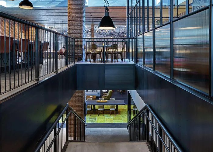 Hotels With Four Stars Canopy By Hilton Portland Pearl District