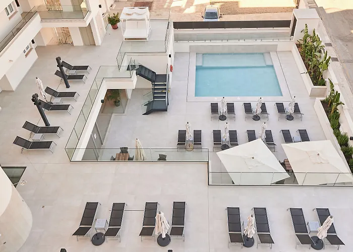 Apartamentos Ponent