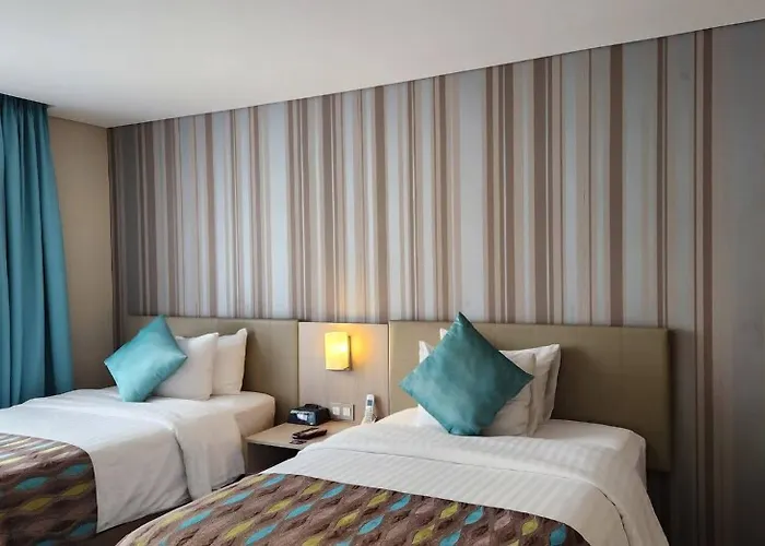 Apartamentos Plaza Suites