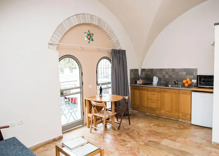 The Market Courtyard - Suites Hotel