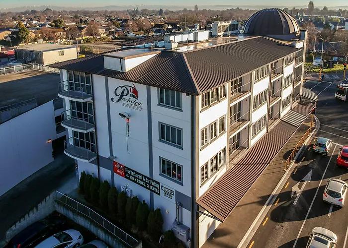 In Luxury hotels Parkview On Hagley