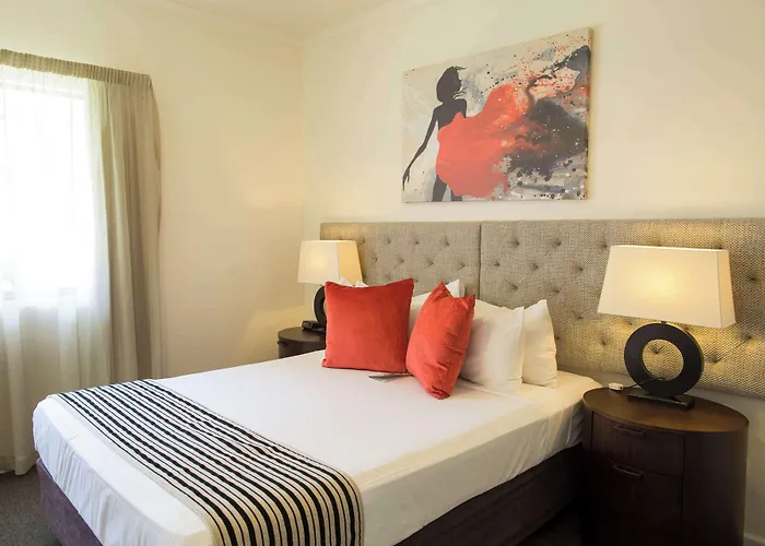 Metro Advance Apartments &