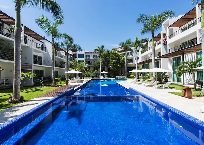 Apartment: Luxurious & Central Condo In Playa Steps From The Beach