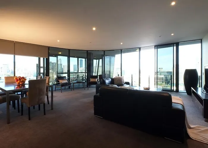 Self catering: Docklands Prestige Apartments