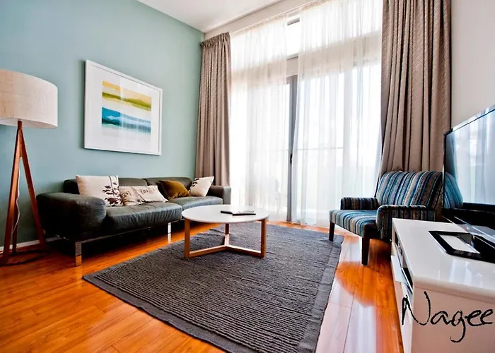 5 star hotels Lj Hooker Manuka Prestige Accommodation