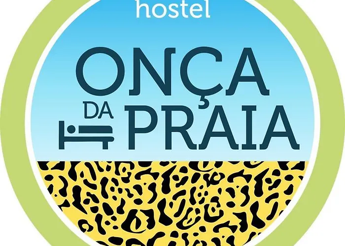Onça da Praia Hostel