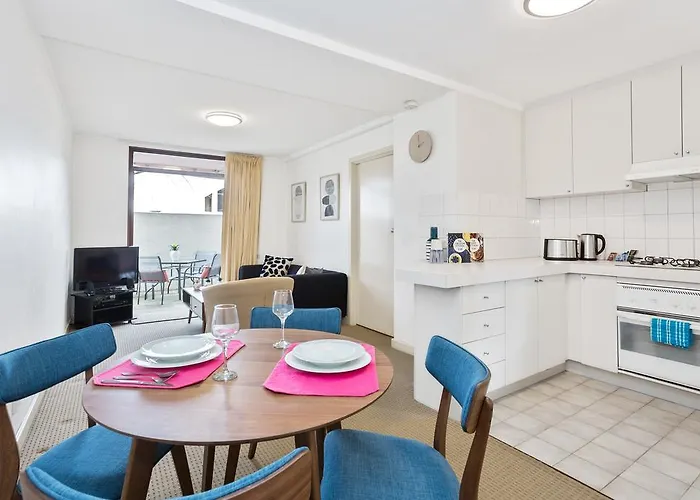 All Vacation Rentals South Perth Executive