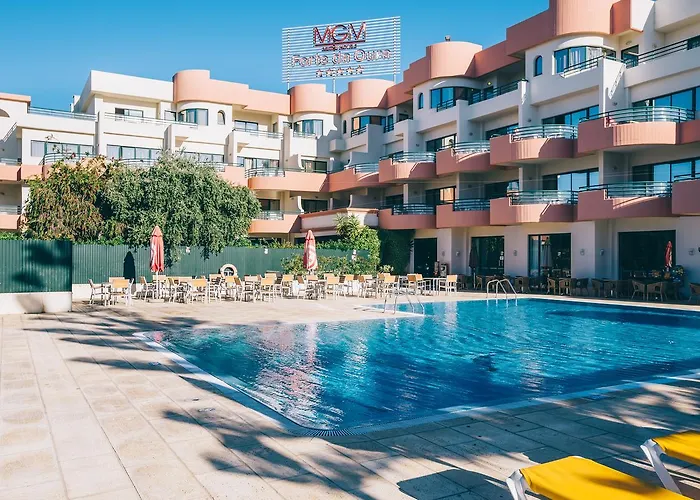 Resort: Grand Muthu Forte Da Oura