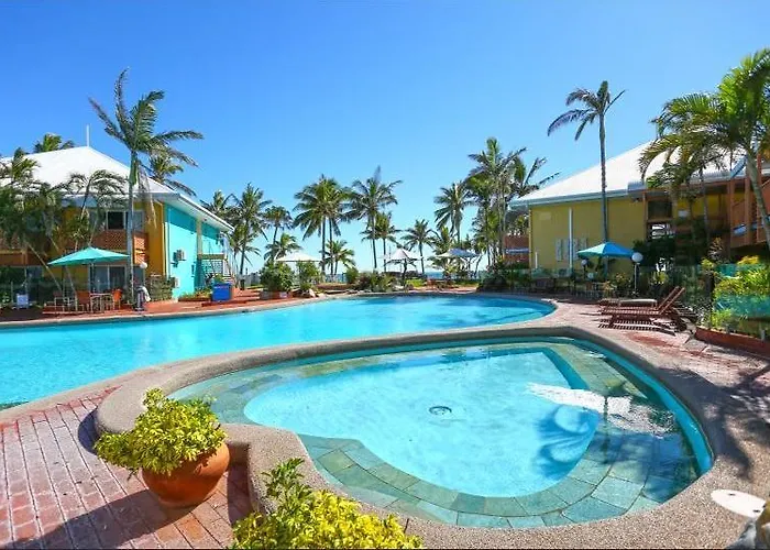 Whitsunstays - The Resort By The Sea